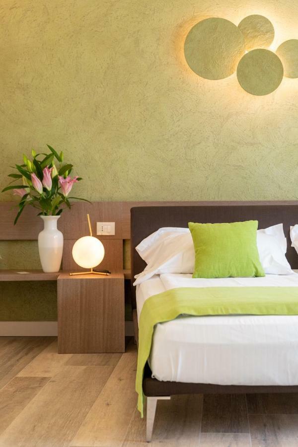 San Colombano Suites Bardolino Eksteriør billede